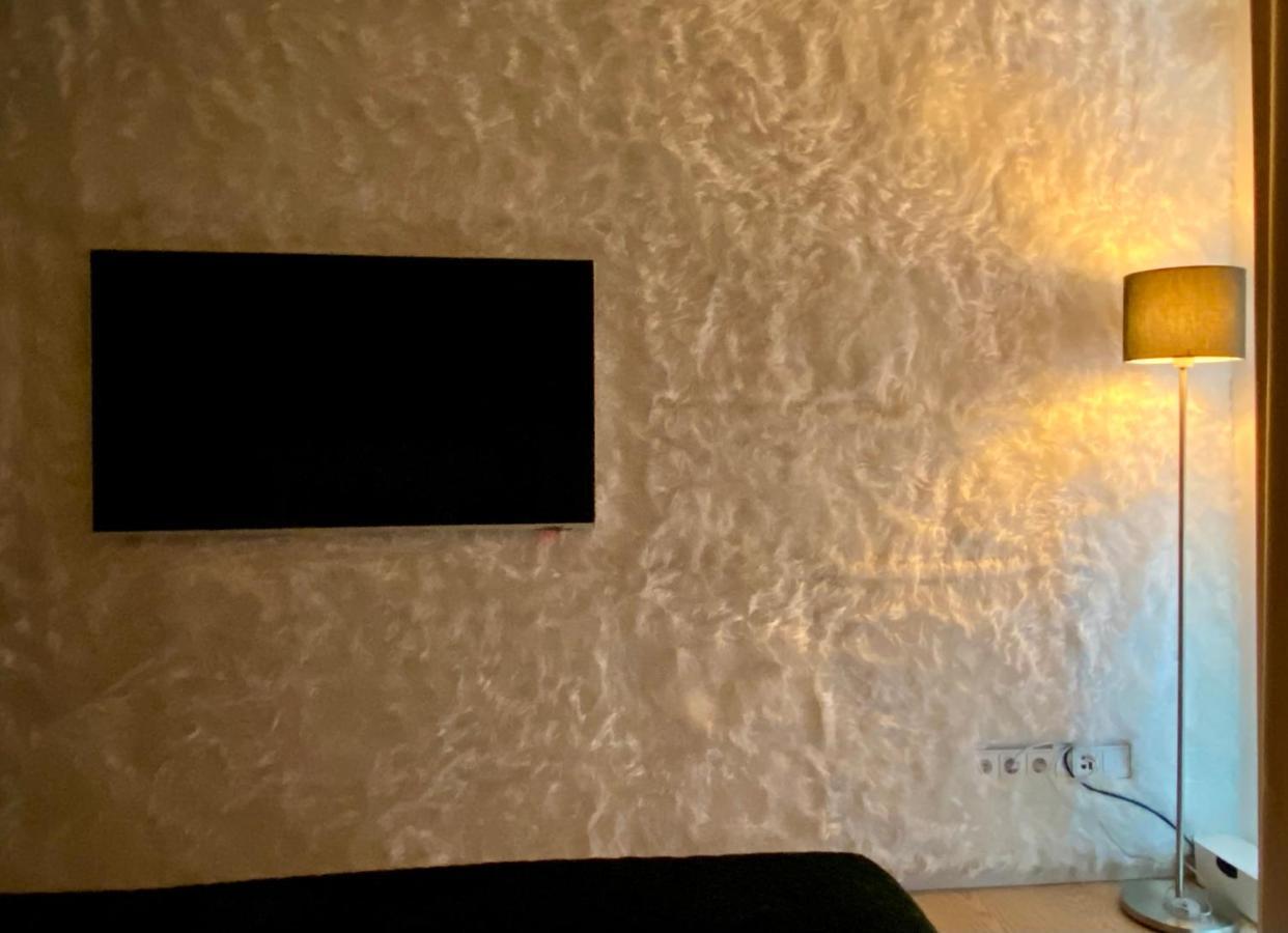Alpen-Panorama Suite - Einzigartige Privatsuite Hoch Ueber Muenchen, 12Tes Og, Alpenblick, Loggia, Whirlpool, 15 Minuten Zum Zentrum, Ruhe Und Erholung In Der Stadt Muenchen Fuer Privat Und Geschaeftlich Reisende Екстериор снимка