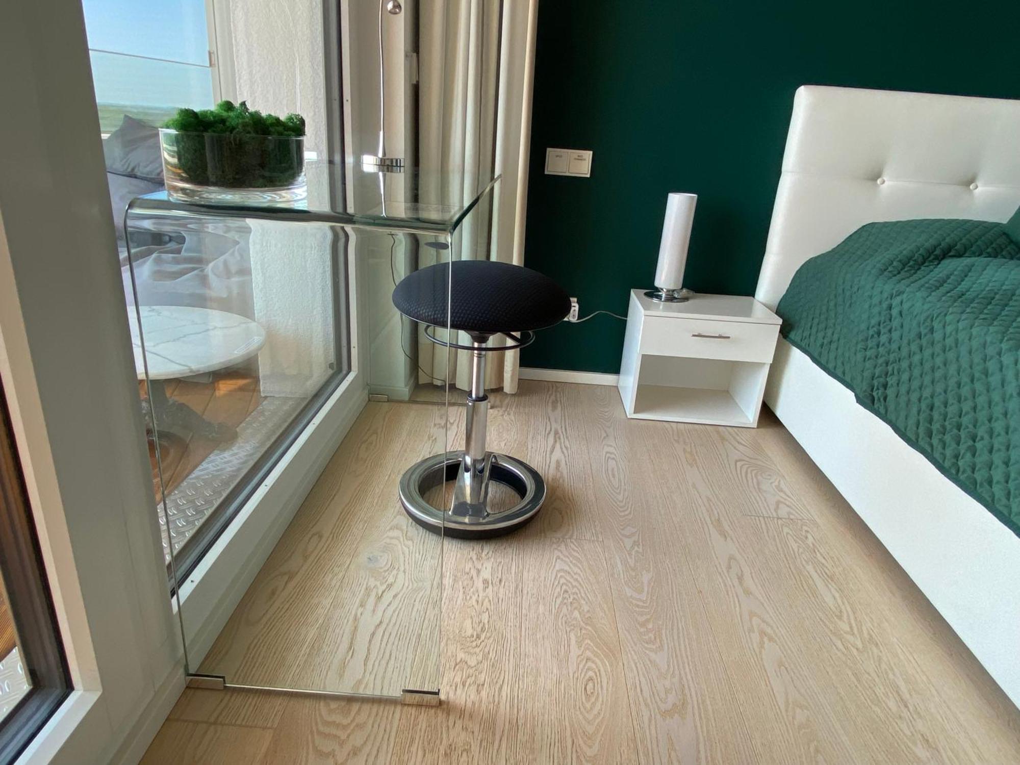 Alpen-Panorama Suite - Einzigartige Privatsuite Hoch Ueber Muenchen, 12Tes Og, Alpenblick, Loggia, Whirlpool, 15 Minuten Zum Zentrum, Ruhe Und Erholung In Der Stadt Muenchen Fuer Privat Und Geschaeftlich Reisende Екстериор снимка